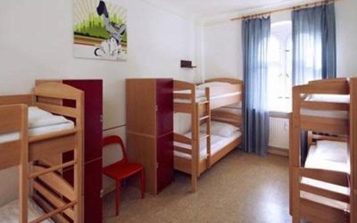 Three Little Pigs Hostel Berlin