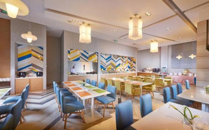 Holiday Inn Express : Chengdu Huanhuaxi By IHG