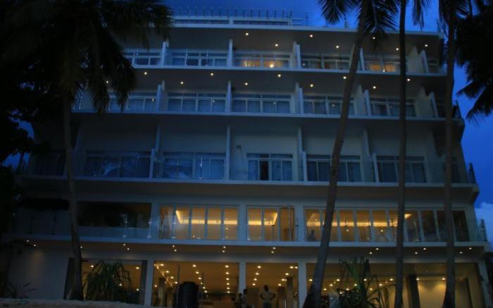 Sayura Beach Hotel