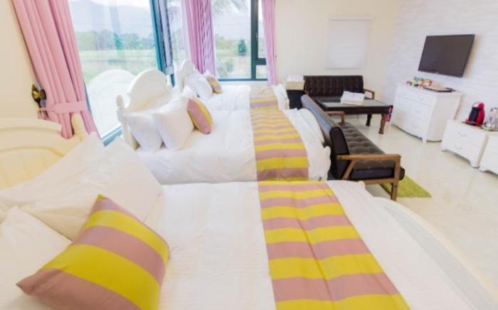 Shanhaiqu Bed and Breakfast
