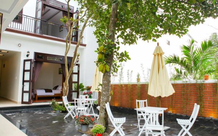 Blue Lake Homestay