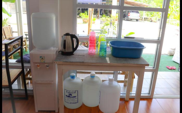 See Sea Backpacker House