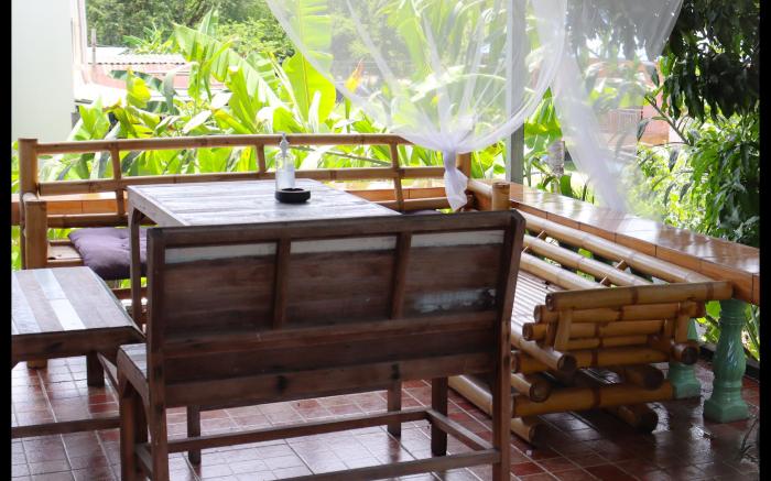 See Sea Backpacker House