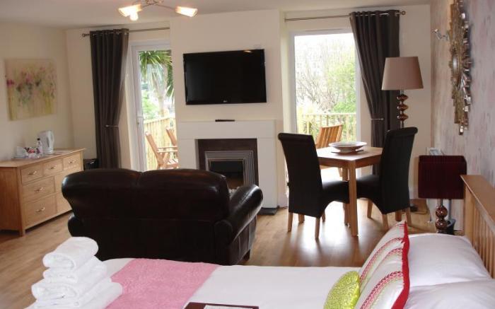Epchris House