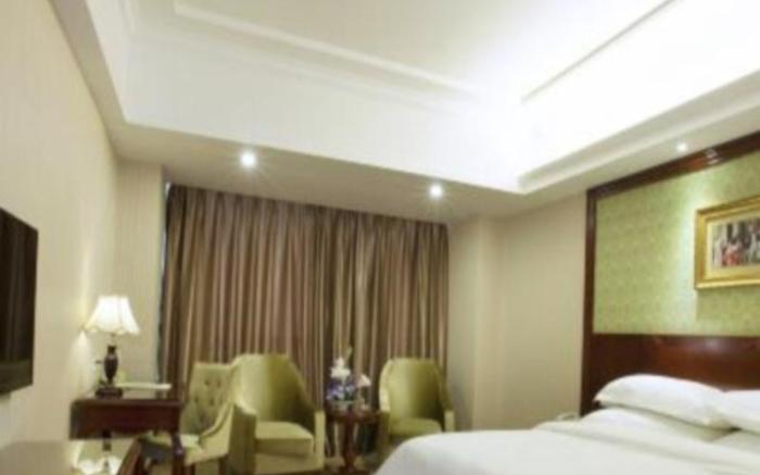 Vienna Hotel Changsha IFC Pedestrian Street