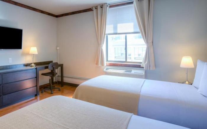 LIC Hotel