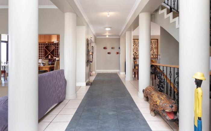 Fly me to the moon guest house