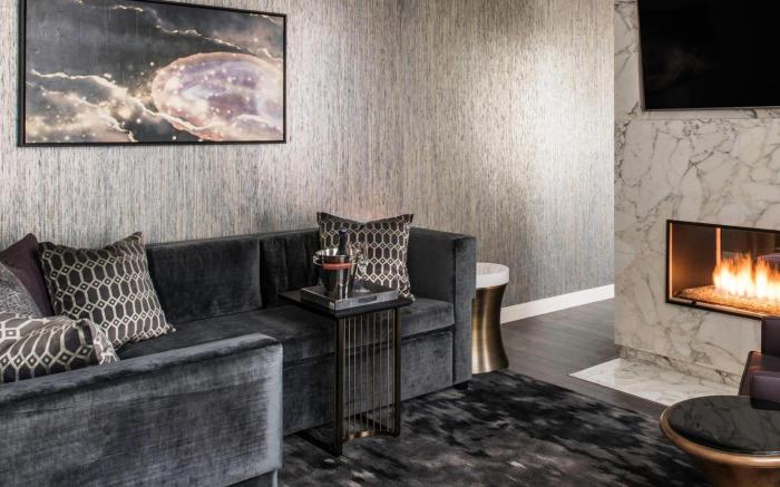 LondonHouse Chicago Curio Collection by Hilton
