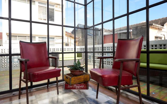 Macalister Terraces Hotel