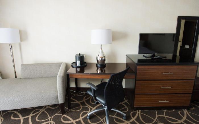 Holiday Inn Newark International Airport By IHG