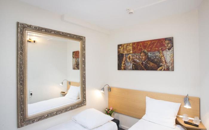 Quentin England Hotel