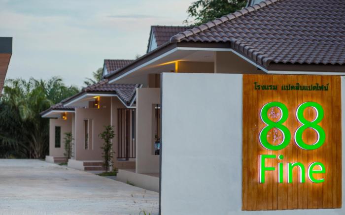 88 Fine Hotel