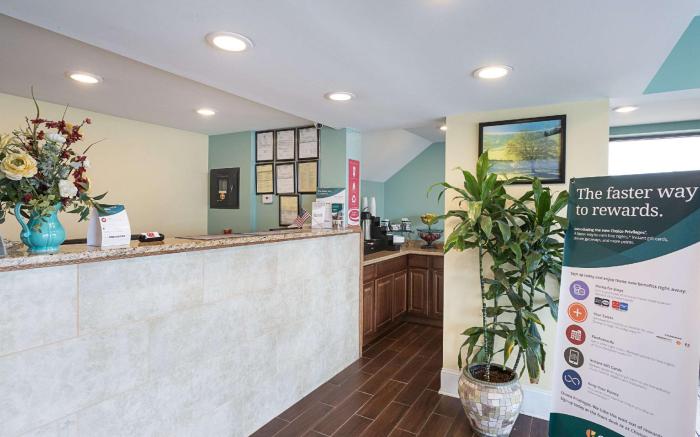 Econo Lodge Gallatin - Metro Nashville