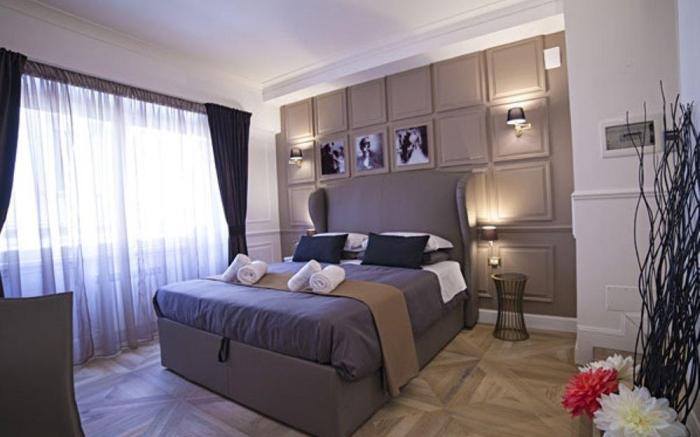 Vatican Luxury Suite