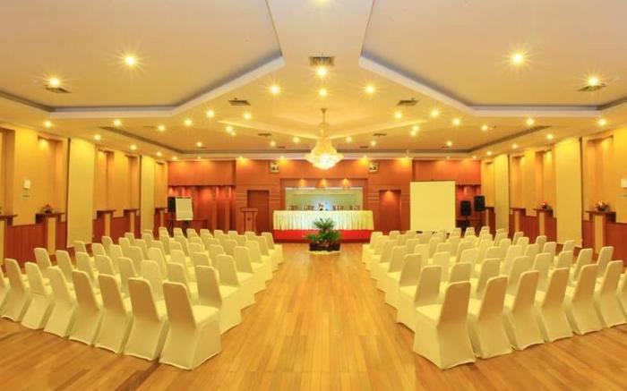 Blue Atlantic International Hotel