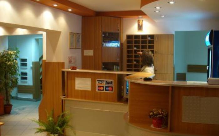Hotel Est
