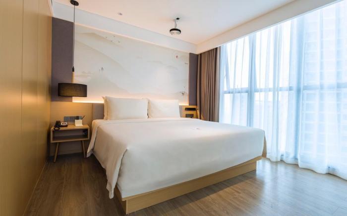 Atour NetEase Yanxuan Hotel Chengdu Jiuyan Bridge