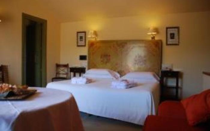 Hotel Leonor de Aquitania