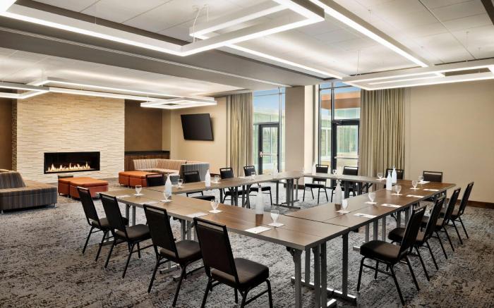 Hilton Garden Inn Milwaukee Brookfield Conference Center