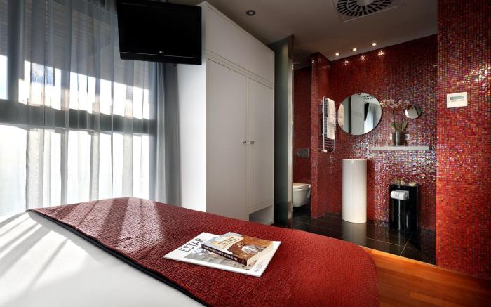 Paseo de Gracia Hotel, Sonder