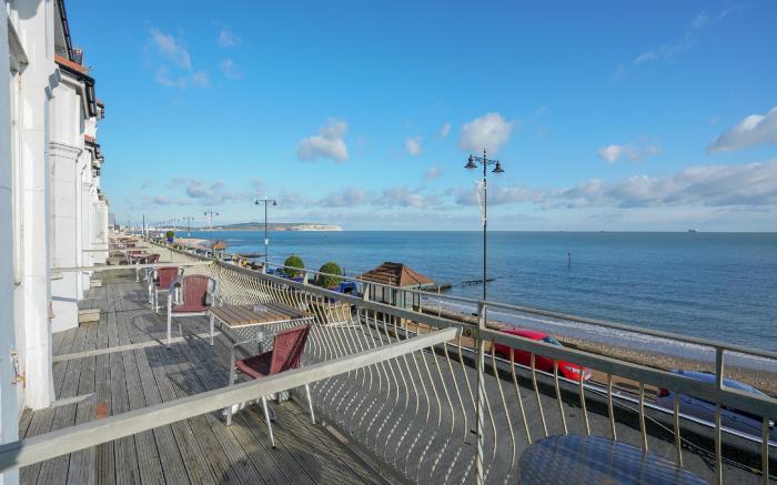 OYO Shanklin Beach Hotel