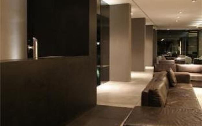 Victoria Palace Hotel