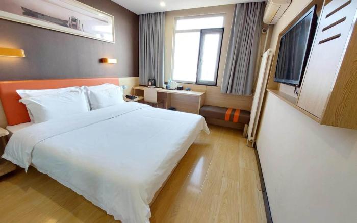 7 Days Premium Ji'nan Beiyuan Street Red Star Mecalline