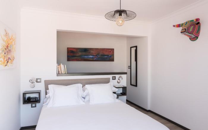 Puerta Catedral Holiday Suites