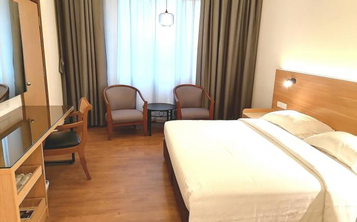 Crystal Crown Hotel Harbour View Port Klang