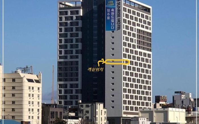 Sunrise-Hotel 11F Junior Suite (1.5 Room - 35㎡) Sea and Lake View