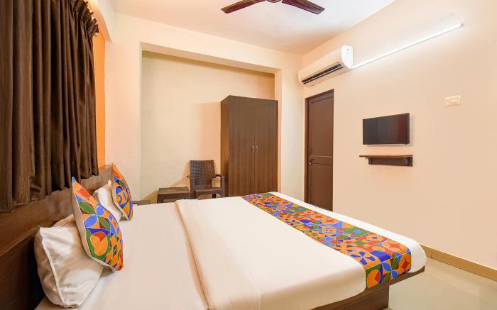 FabExpress Comfort Executive - Nr. Butterfly Trampoline Park - Hinjawadi