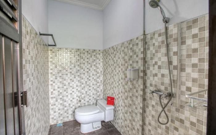 RedDoorz near Exit Toll Nusa Dua