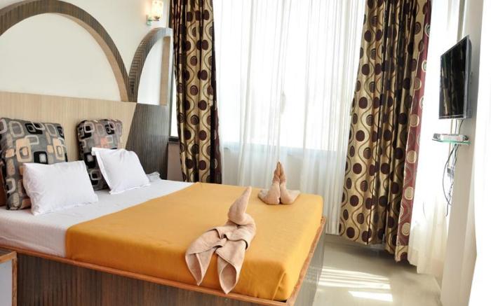 Hotel Malhar Palace