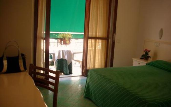 Hotel De Rosa