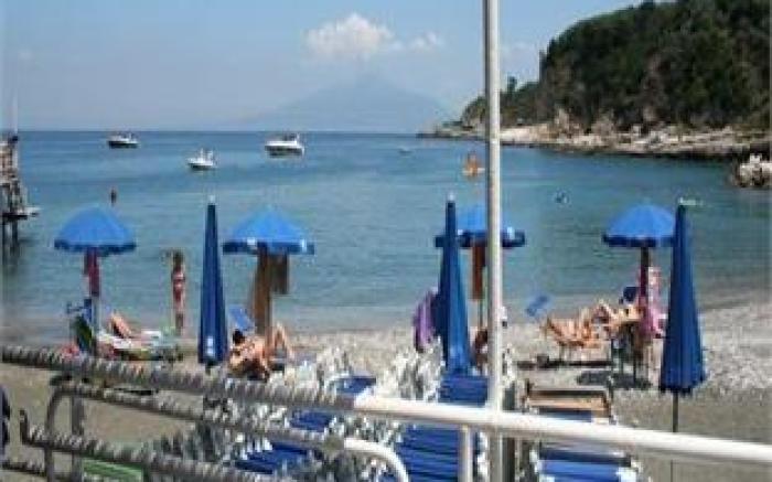 Hotel Baia Di Puolo