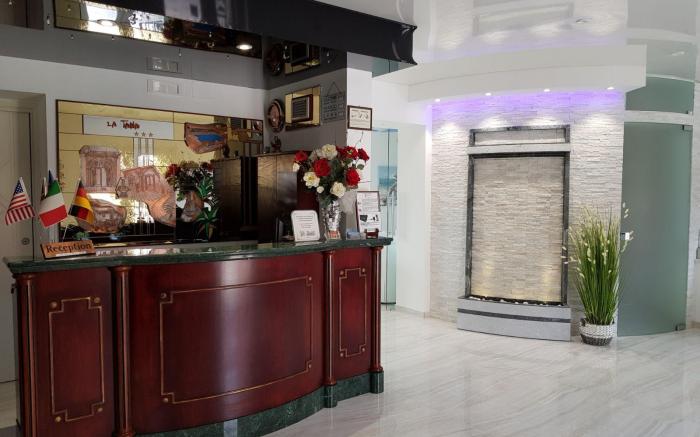 Hotel Ristorante Borgo La Tana