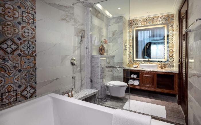 Peridot Grand Luxury Boutique Hotel