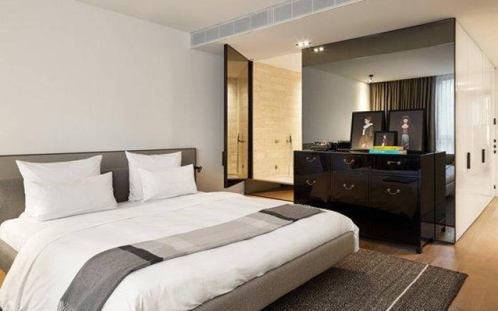 Roomers Baden-Baden, Autograph Collection