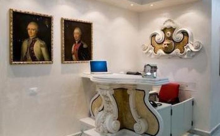 Arcom Palace