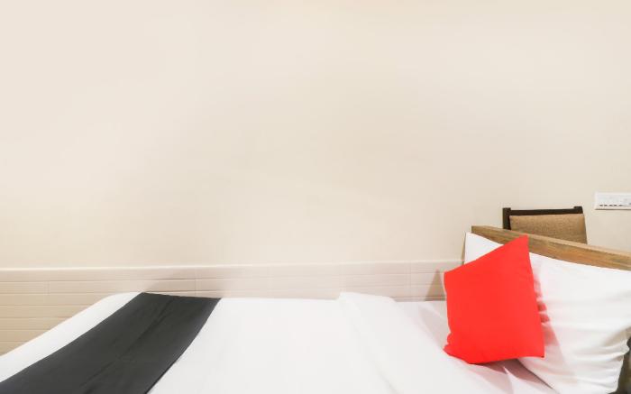 Capital O 48338 Darwesh Residency