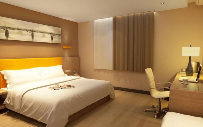 7 Days Inn Langzhong Qili Avenue