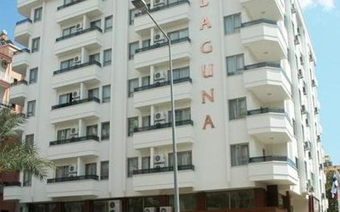Suite Laguna Hotel