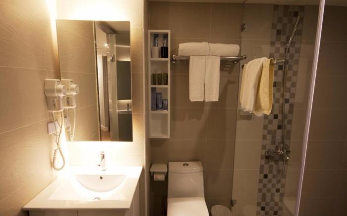 Golden Pacific Hotel - Taichung