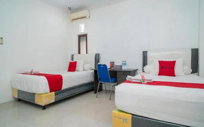 RedDoorz Syariah near Jalan A Yani KM 8 Citraland