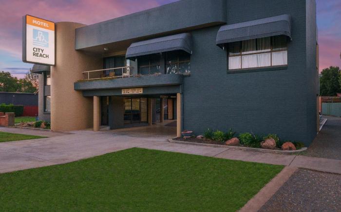 City Reach Motel