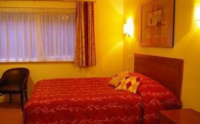 Red Lion Hotel