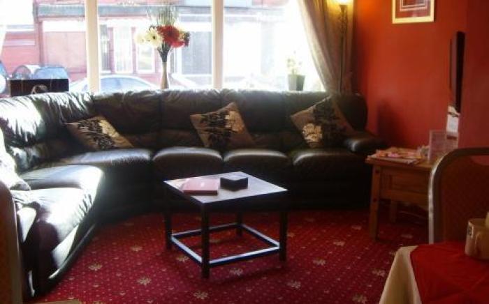 Glenheath Hotel