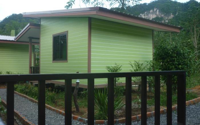 Khao Sok Blue Mountain
