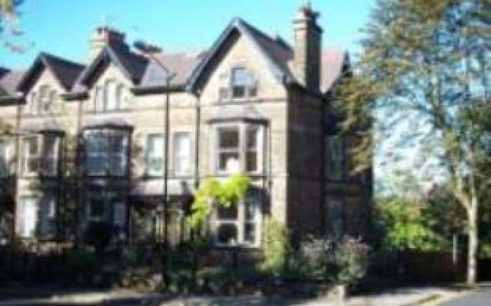 Fountains Guest House - Harrogate Stays