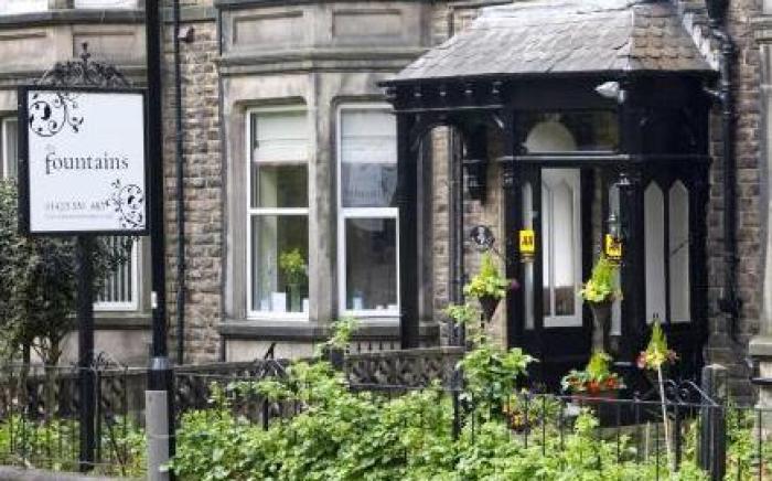 Fountains Guest House - Harrogate Stays